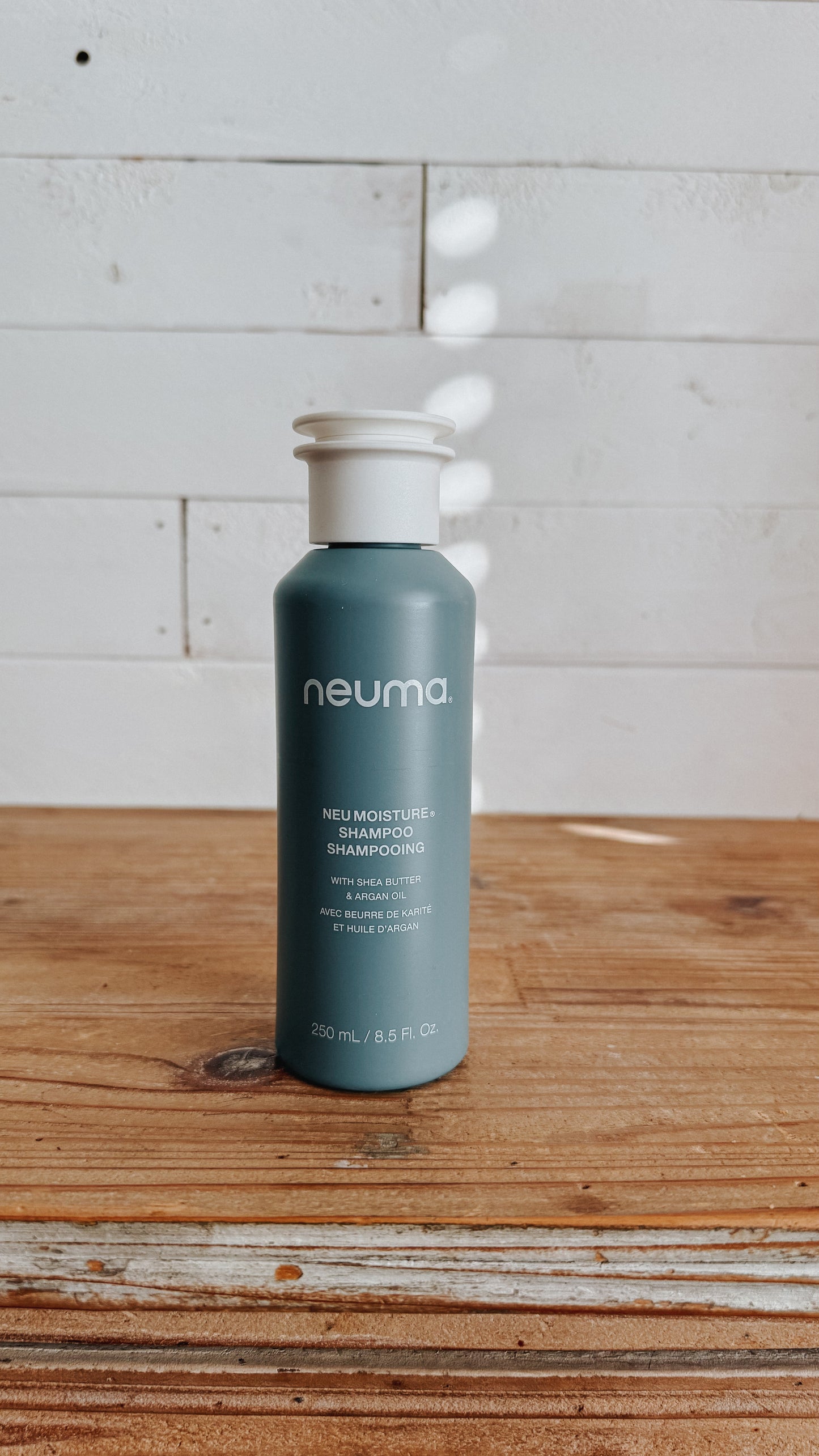 NEU MOISTURE SHAMPOO