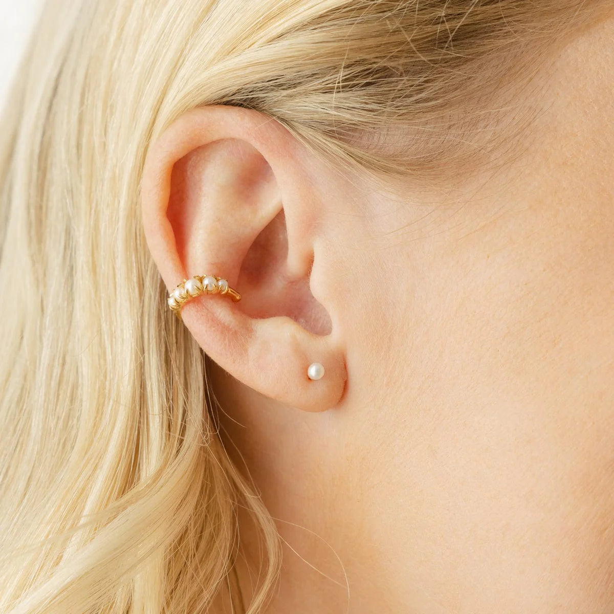 Crescent Pearl Ear Cuff